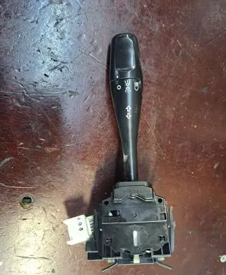 Mitsubishi Pajero Indicator stalk