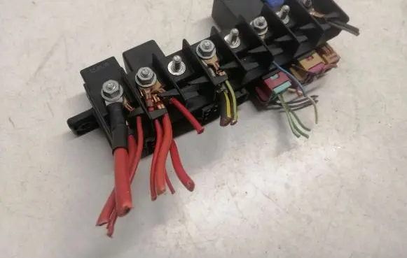 Audi A4 S4 B5 8D Fuse box set 4A0941822 896046