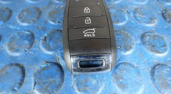 KIA Ceed Ignition key/card CARTDD3TX1302 DD3TX1302 10214V10