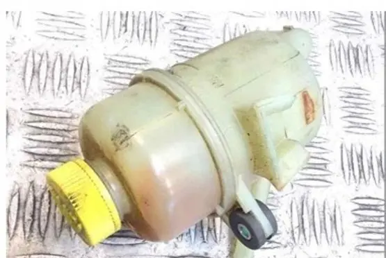 Mazda Premacy Power steering pump
