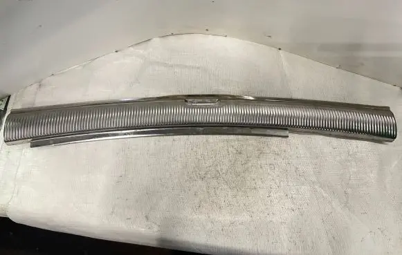 Volkswagen PASSAT B5 Trunk/boot sill cover protection 3B9863459J