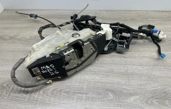 Mercedes-Benz S W221 Rear door lock A2217301635