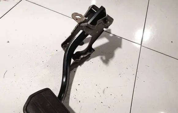 Brake pedal