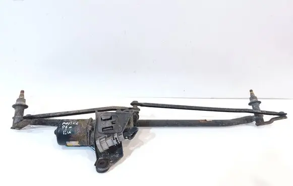 Renault Master II Front wiper linkage and motor