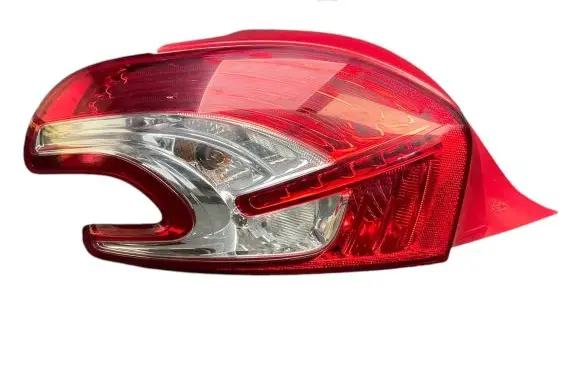 Peugeot 208 Rear/tail lights 967262828001