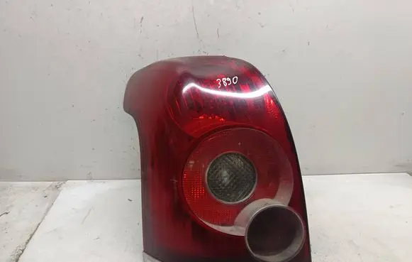 Toyota Avensis T250 Rear/tail lights