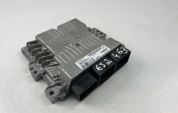 Volvo V70 Engine control unit/module ECU 31372489 S180134102D