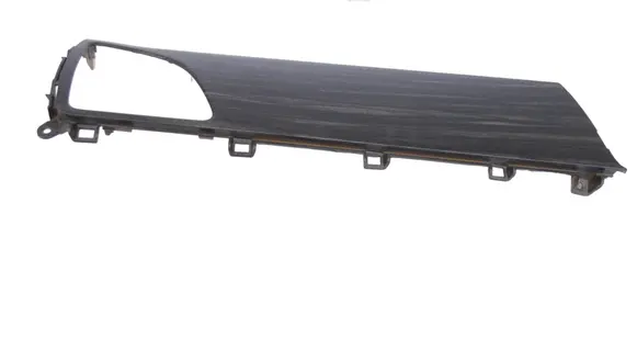 Dashboard glove box trim