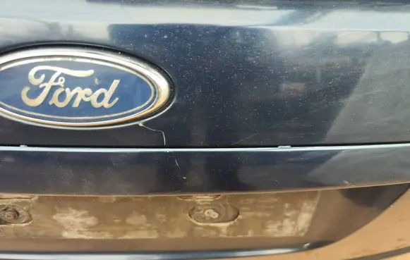 Ford Focus C-MAX Tailgate/trunk/boot lid