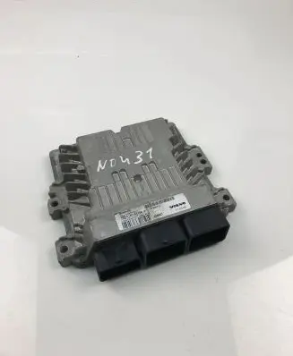 Volvo V70 Engine control unit/module 31336712