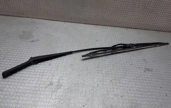 Volkswagen Transporter - Caravelle T4 Windshield/front glass wiper blade 701955410