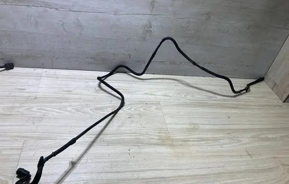 Nissan Juke II F16 Fuel line pipe 