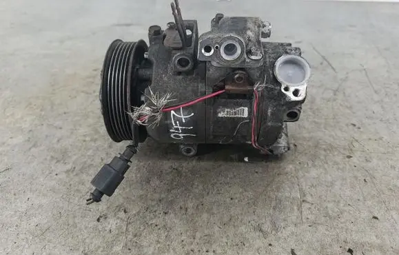 Volkswagen Polo IV 9N3 Air conditioning (A/C) compressor (pump) 