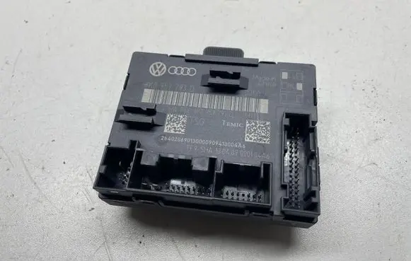 Audi A4 S4 B8 8K Door control unit/module 8K0959793D