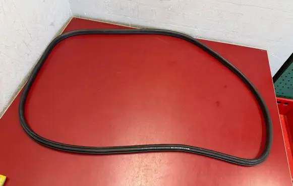 BMW X1 F48 F49 Front door rubber seal 7349628
