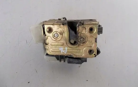 Renault Megane I Front door lock 