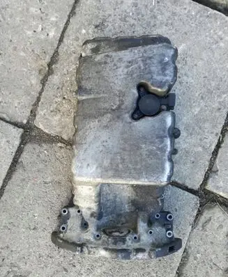 Mercedes-Benz Vito Viano W638 Oil sump 6110140202