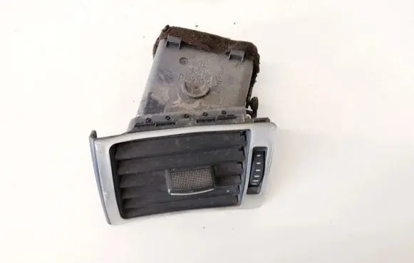 Audi A4 S4 B6 8E 8H Dash center air vent grill 438301 4383-01