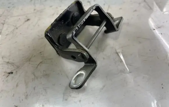 Volvo V40 Tailgate/trunk/boot hinge 31335291