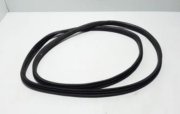 Ford Ranger Front door rubber seal 1944552