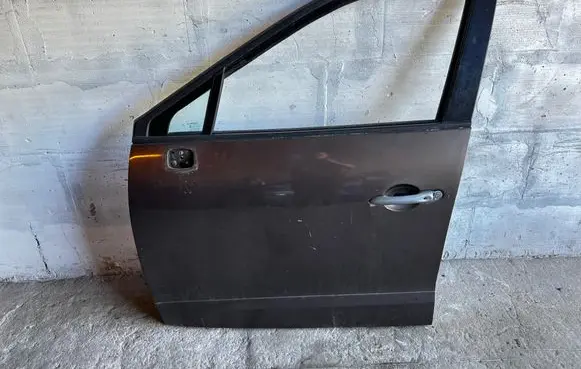 Renault Scenic III - Grand scenic III Front door