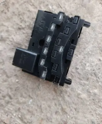 Volkswagen Golf V Steering angle sensor Ik0959654