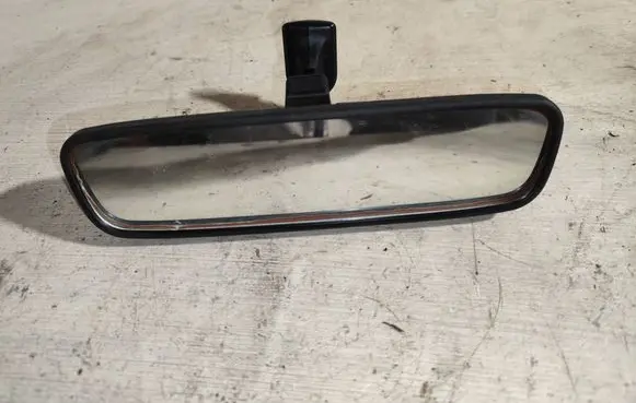 Rear view mirror (interior)