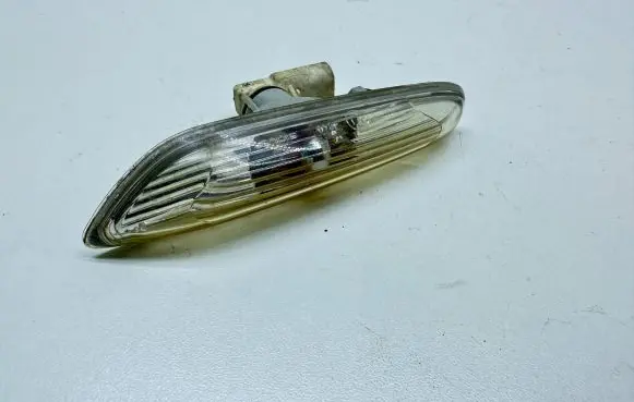 BMW 5 E60 E61 Front fender indicator light 6932997