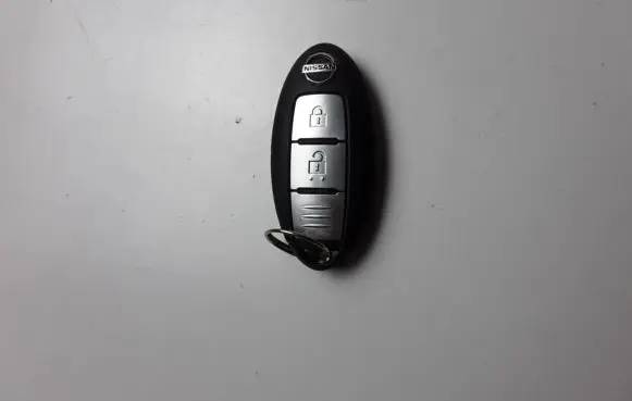 Nissan Qashqai Ignition key/card 