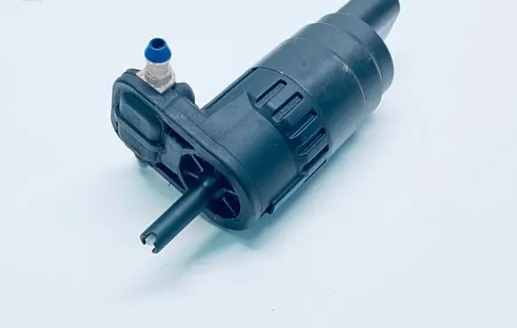 Audi A4 S4 B7 8E 8H Windscreen/windshield washer pump 1T0955651A
