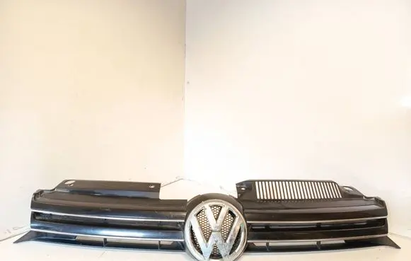 Volkswagen Golf VI Front bumper upper radiator grill 1K9853651