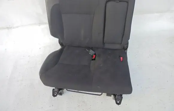 Honda CR-V Front driver seat dfgtdt65765sqq5w