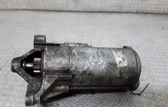 Peugeot 307 Starter motor 9625383280 D7R27