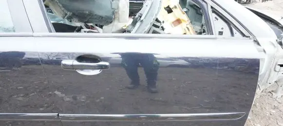 Volvo V50 Front door 452-46
