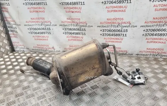 Volkswagen PASSAT B6 Muffler/silencer 3C0131765A