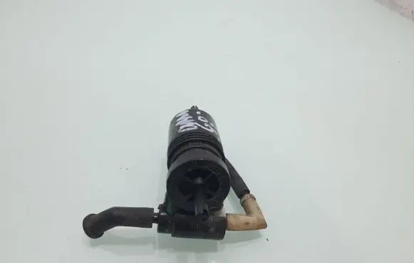 Dodge Durango III Windscreen/windshield washer pump 05152075AC