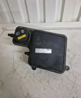 Coolant radiator