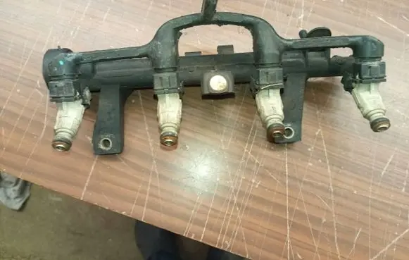 Peugeot 206 Fuel injector 0280155795