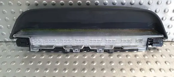 BMW 2 G42 Third/center stoplight