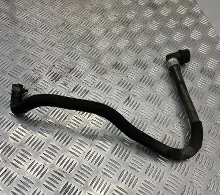 Volvo V70 Engine coolant pipe/hose 9475846