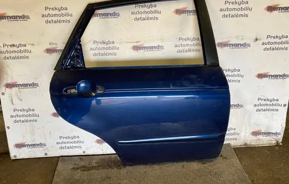 KIA Cerato Rear door