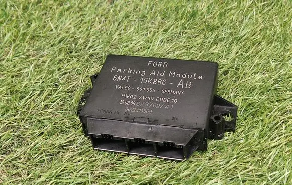 Ford Focus Parking PDC control unit/module 6N4T15K866AB