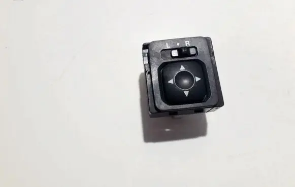 Mitsubishi Outlander Wing mirror switch 183570