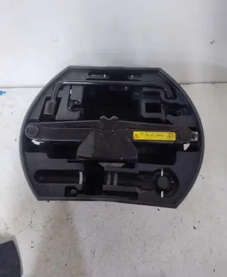 Peugeot 207 Lift Jack 