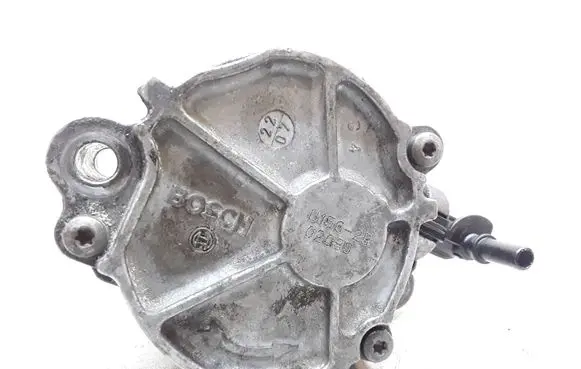 Volvo S40 Vacuum pump D15G2B0208S