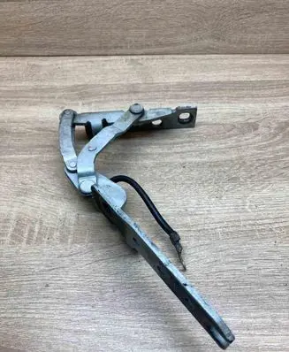 BMW 7 E65 E66 Engine bonnet/hood hinges 8240334
