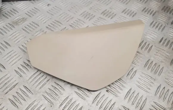 Mercedes-Benz E C207 W207 Other front door trim element A2077270788