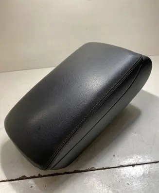 Audi A6 S6 C6 4F Armrest 4F0864114