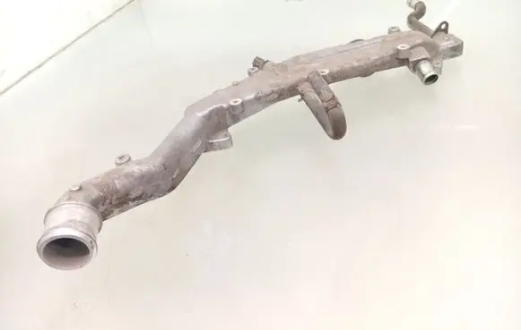Toyota GT 86 Engine coolant pipe/hose