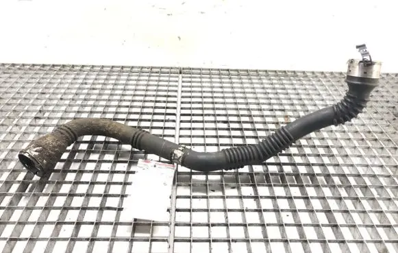 Intercooler hose/pipe